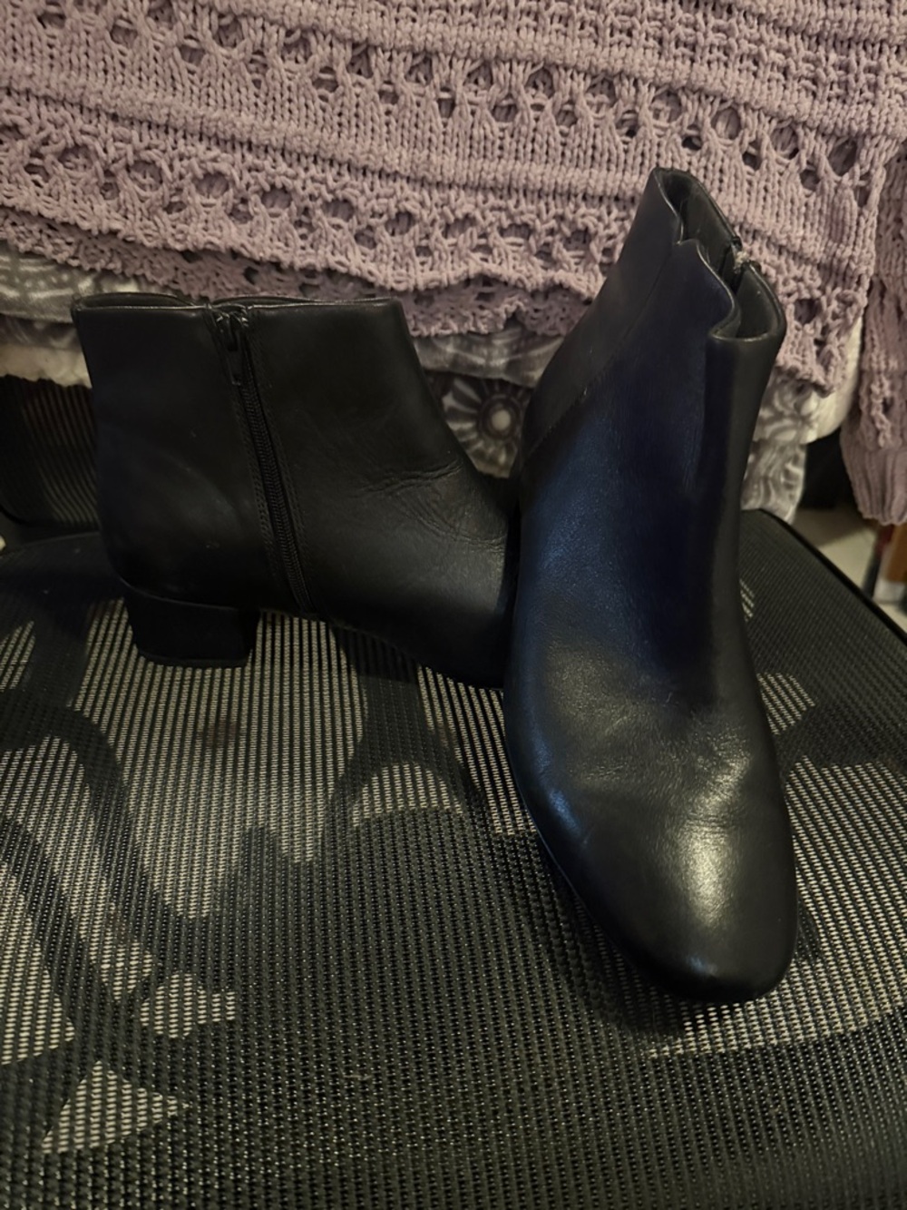 Classic Black Women’s Ankle Boots - Sleek Zip Closure